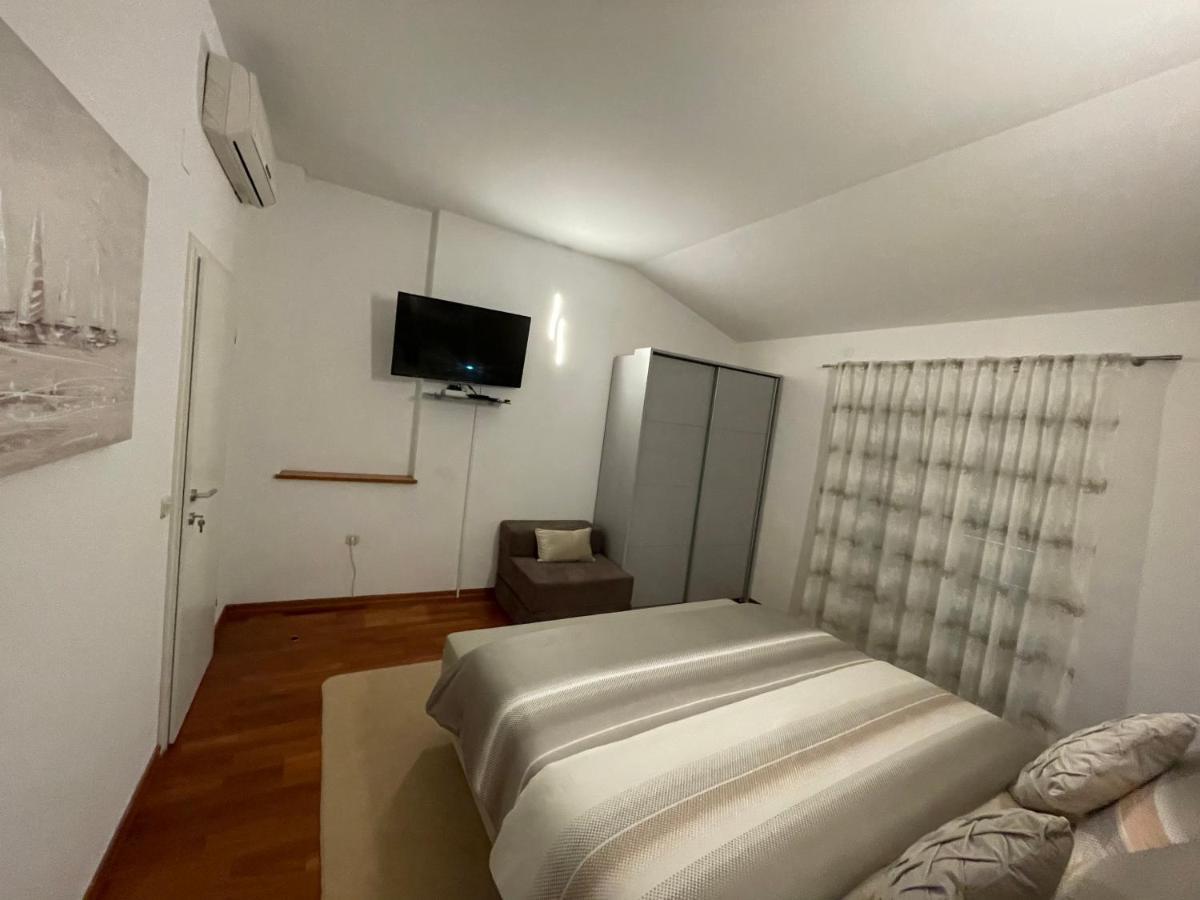 Apartments Ozrenka 图彻皮 外观 照片